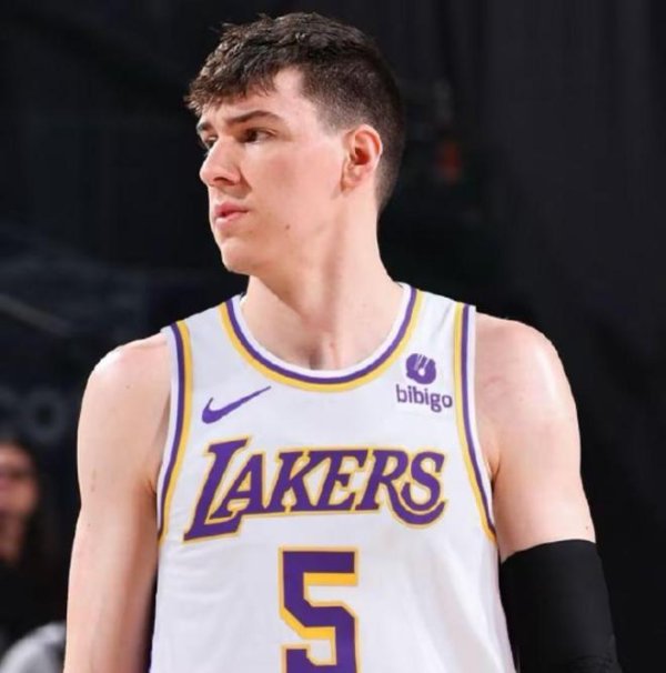 Có rất nhiều lý do! Các Lakers bắt đầu với một khởi đầu ảm đạm, hồ sơ hồ: Đã nhắm vào Antetokounmpo + Jokic vào năm 2027