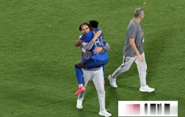 Inter Milan có hối tiếc không? Anh ấy đã dẫn đầu trận bán kết của AFC Champions League trở thành kẻ giết người khổng lồ châu Âu, Inzaghi quá mạnh!