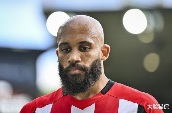Thỏa thuận của Manchester United có gần MBemo hơn không?