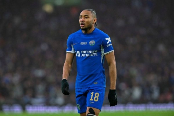 Romano: Inter Milan hỏi thôn